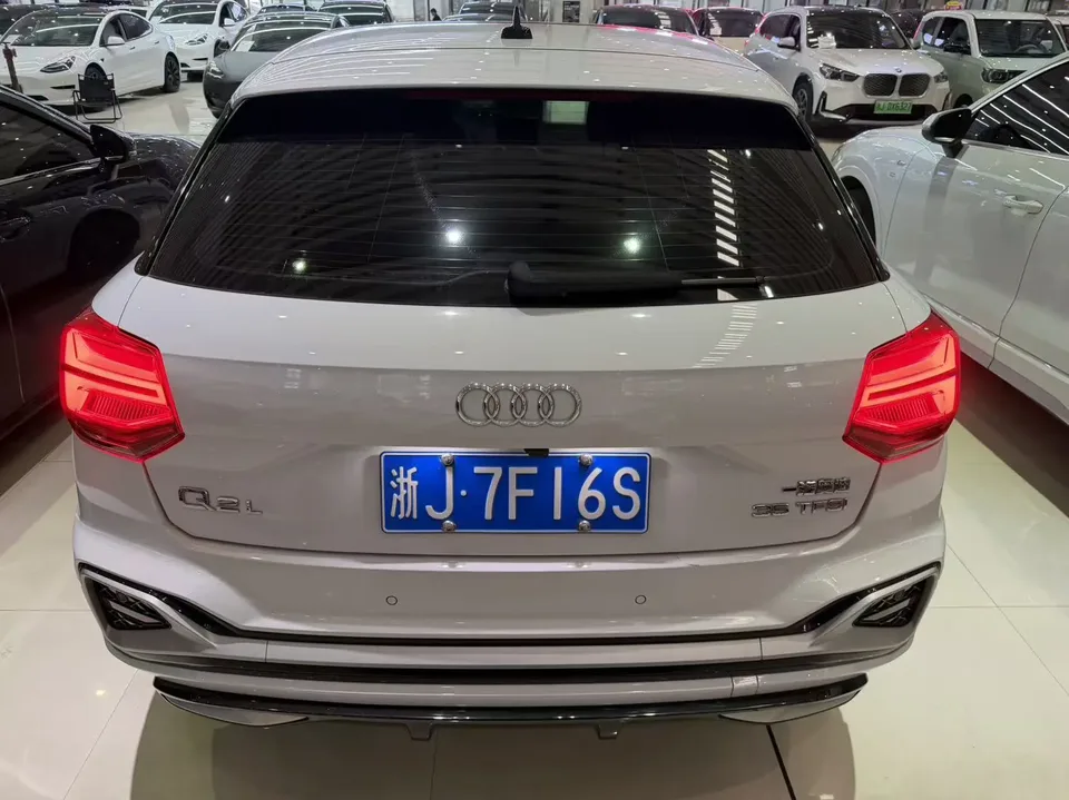Audi Q2L Audi Q2L 35 TFSI Progressive Dynamic 2022 — thumbnail 4