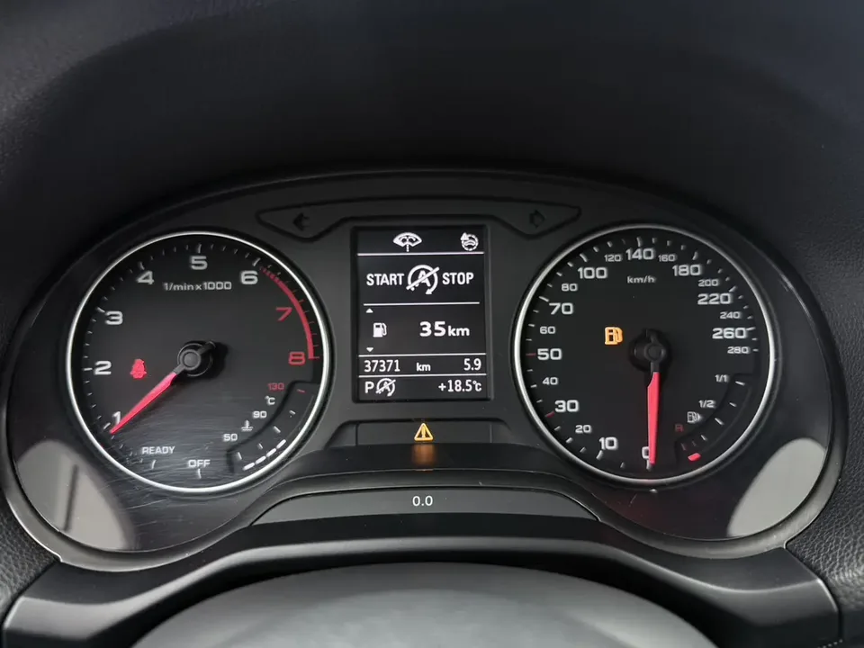 Audi Q2L Audi Q2L 35 TFSI Stylish and Elegant 2022 — thumbnail 3