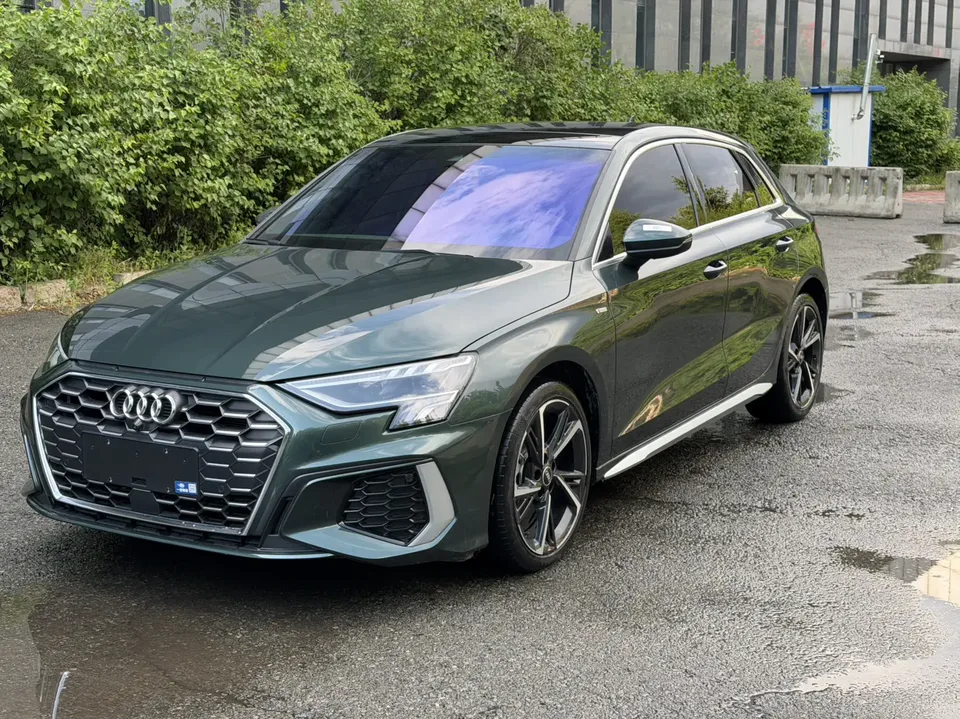 Audi A3 Audi A3 Sportback 35 TFSI Stylish and sporty 2022 — photo 1, buy with delivery to Moscow