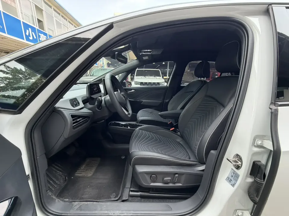 Volkswagen ID.3 Volkswagen ID.3 Smart Model 2025 — thumbnail 5