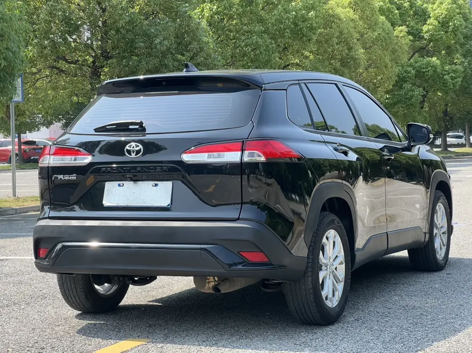 Toyota Frontlander Fenglanda 2.0L CVT Leading Edition 2022 — thumbnail 2