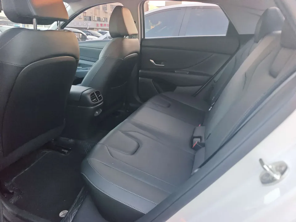 Hyundai Elantra Elantra 1.5L CVT GLX Elite Edition 2023 — thumbnail 3