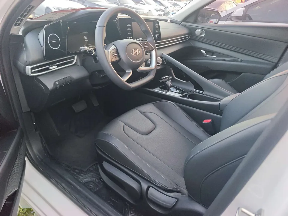 Hyundai Elantra Elantra 1.5L CVT GLX Elite Edition 2023 — thumbnail 5