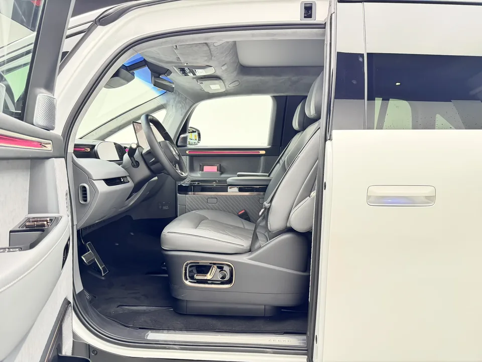 Zeekr Mix ZEEKR MIX 76kWh Smart Driving Edition 2025 — thumbnail 5