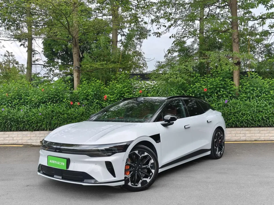 Zeekr 007GT 007GT 4WD Smart Driving Edition 75kWh 2025 — photo 1, buy with delivery to Moscow