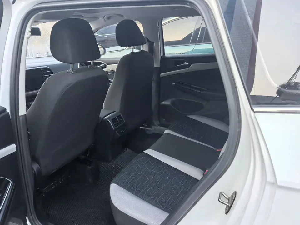 Jetta VS7 VS7 280TSI automatic aggressive version 2023 — thumbnail 5