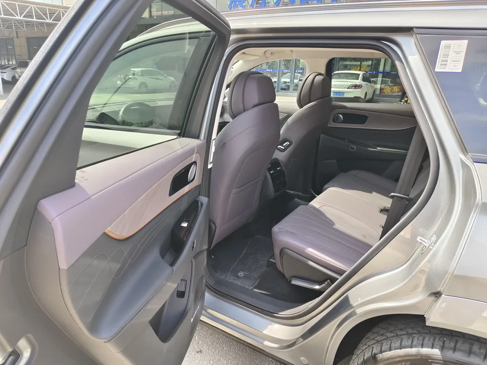 Chery Tiggo 9 C-DM Tiggo 9 C-DM 106km Super Edition Ternary Lithium 2025 — thumbnail 3