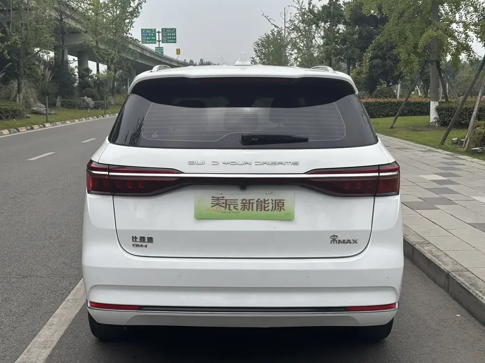 BYD Song MAX DM Song MAX DM DM-i 105KM Flagship 2022 — thumbnail 5