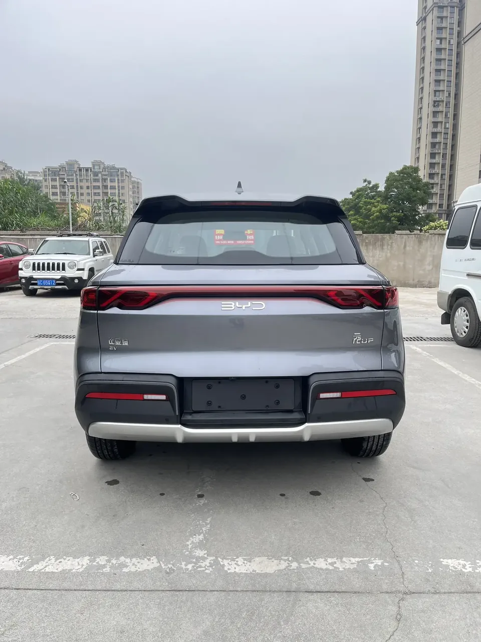 BYD Yuan Up Yuan UP 301KM Pilot 2025 — thumbnail 2