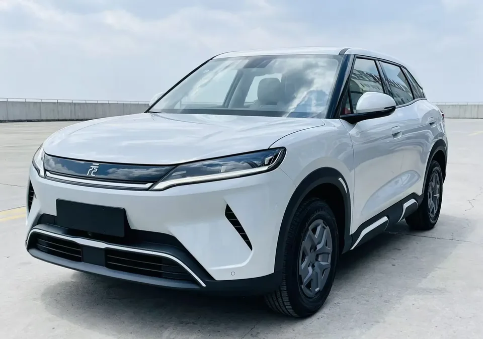BYD Yuan Up Yuan UP 301KM Pilot 2025 — photo 1, buy with delivery to Moscow