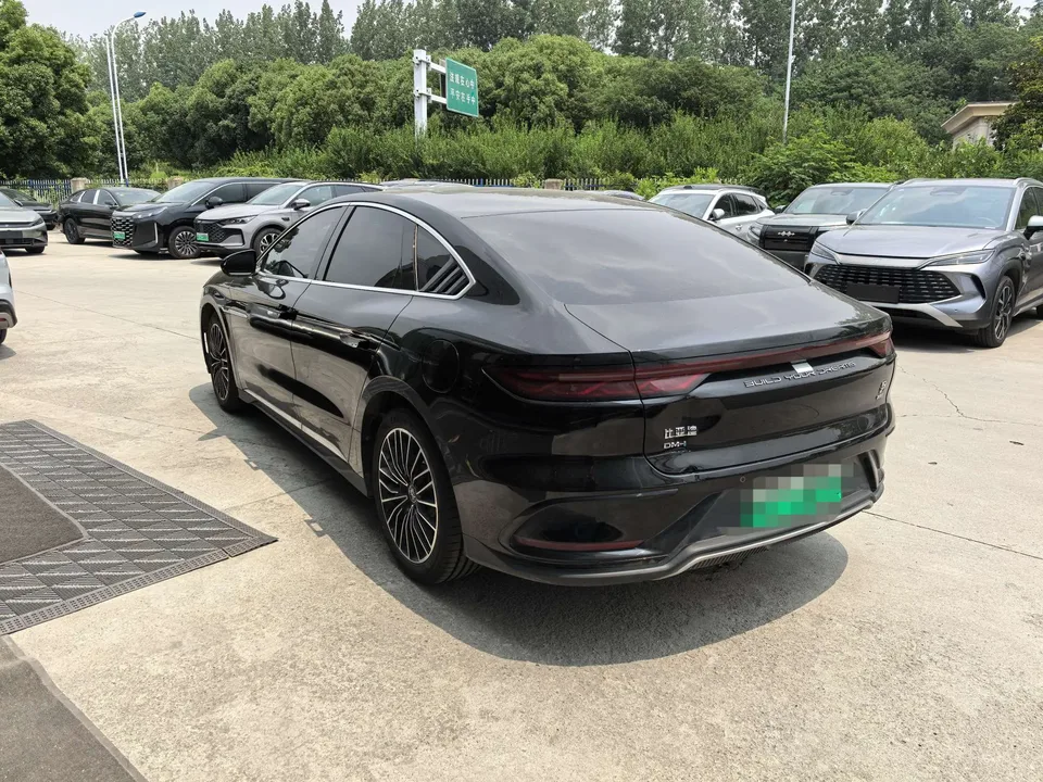 BYD Han DM HAN DM DM-i Honor Edition 121KM Premium Edition 2024 — thumbnail 4