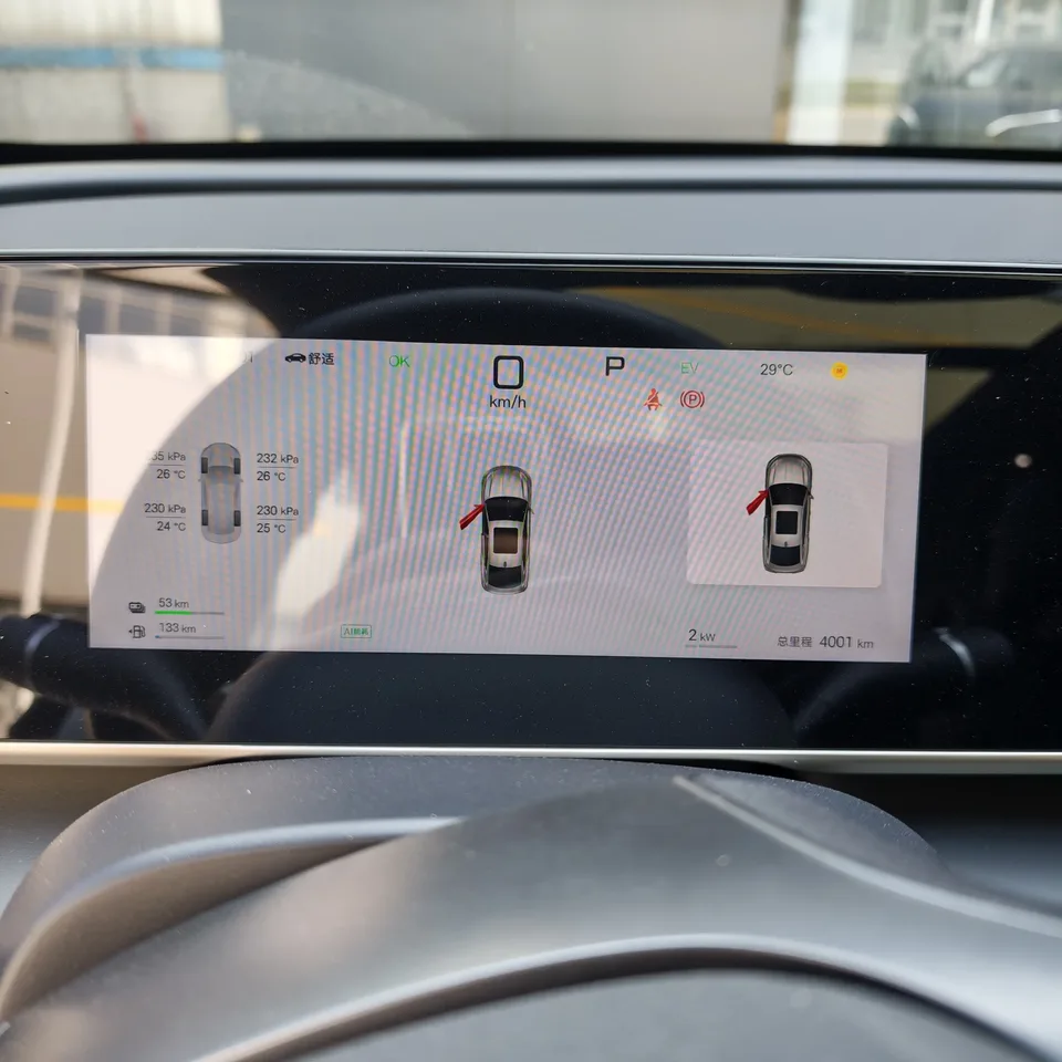 BYD Qin L DM Qin L DM Intelligent Driving Edition DM-i 120KM Leading Edition 2025 — thumbnail 4