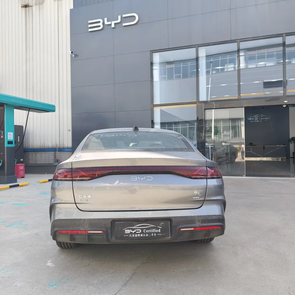 BYD Qin L DM Qin L DM Intelligent Driving Edition DM-i 120KM Leading Edition 2025 — thumbnail 5