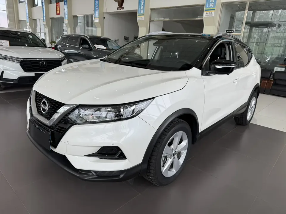 Nissan Qashqai Qashqai Classic 2.0L Comfort Edition 2023 — photo 1, buy with delivery to Moscow