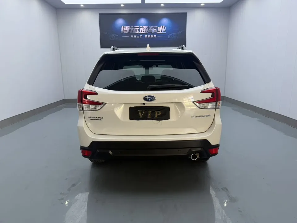 Subaru Forester FORESTERForest man 2022 2.0i AWD Deluxe 2022 — thumbnail 2