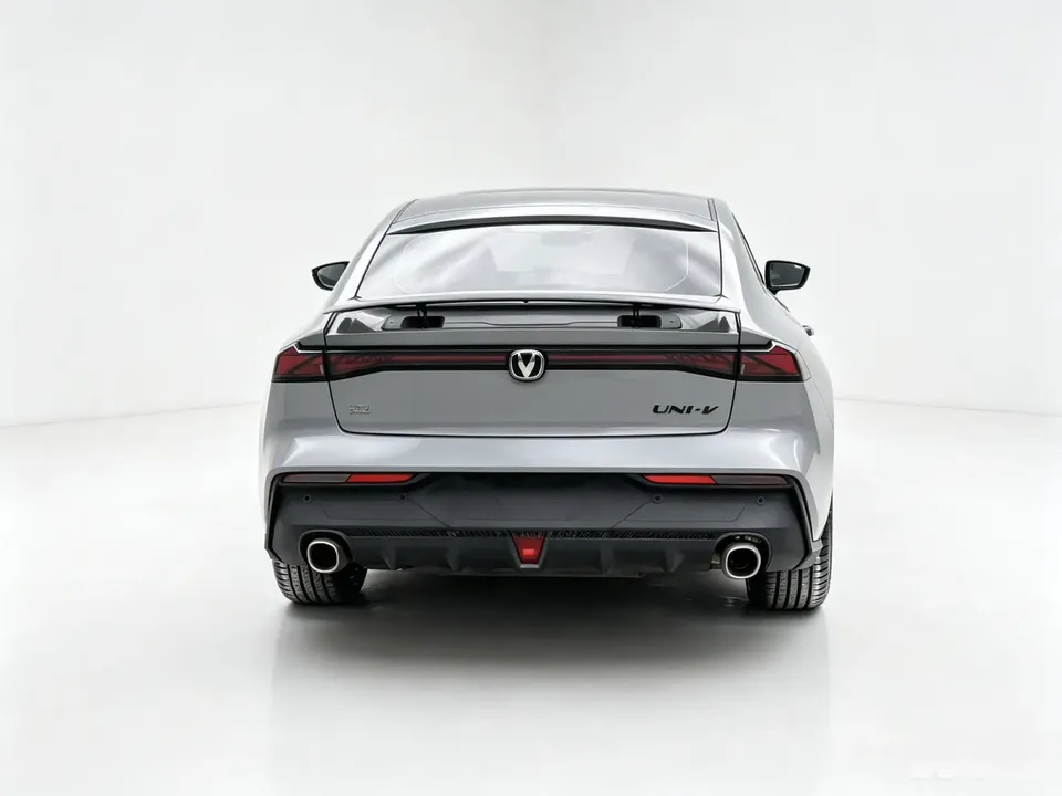 Changan UNI-V UNI-V 1.5T exclusive model 2023 — thumbnail 5