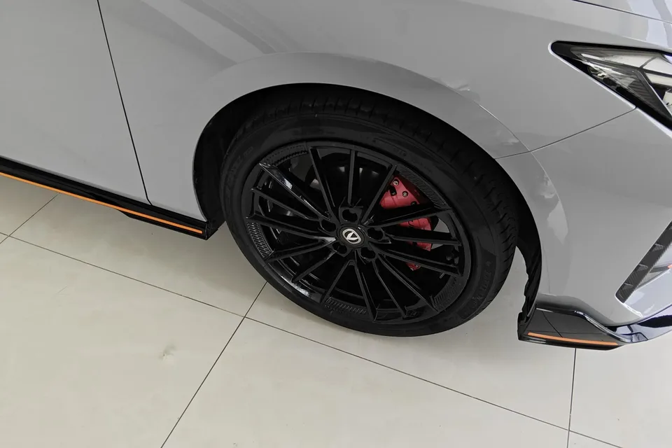 Changan UNI-V UNI-V 1.5T Sports Edition 2022 — thumbnail 2