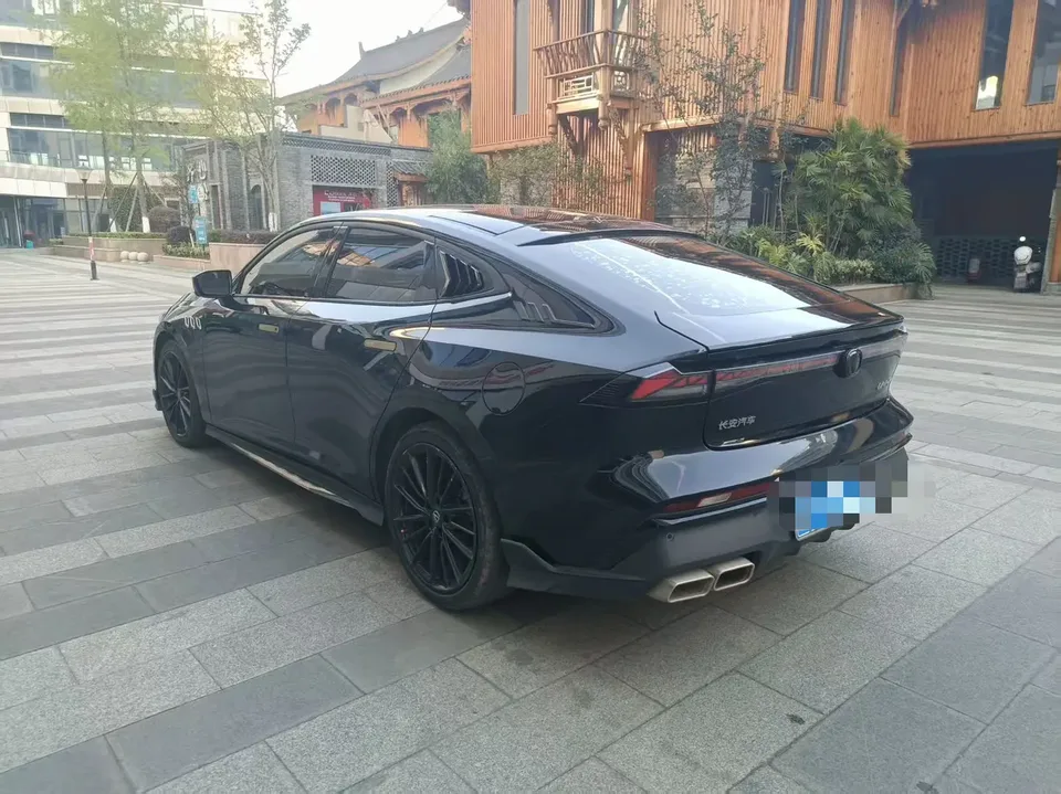 Changan UNI-V Changan UNI-V 1.5T Premium 2024 — thumbnail 5