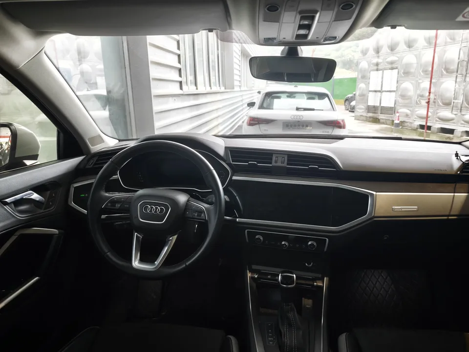 Audi Q3 Q3 Audi Q3 2023 35 TFSI aggressive and dynamic model 2023 — thumbnail 2
