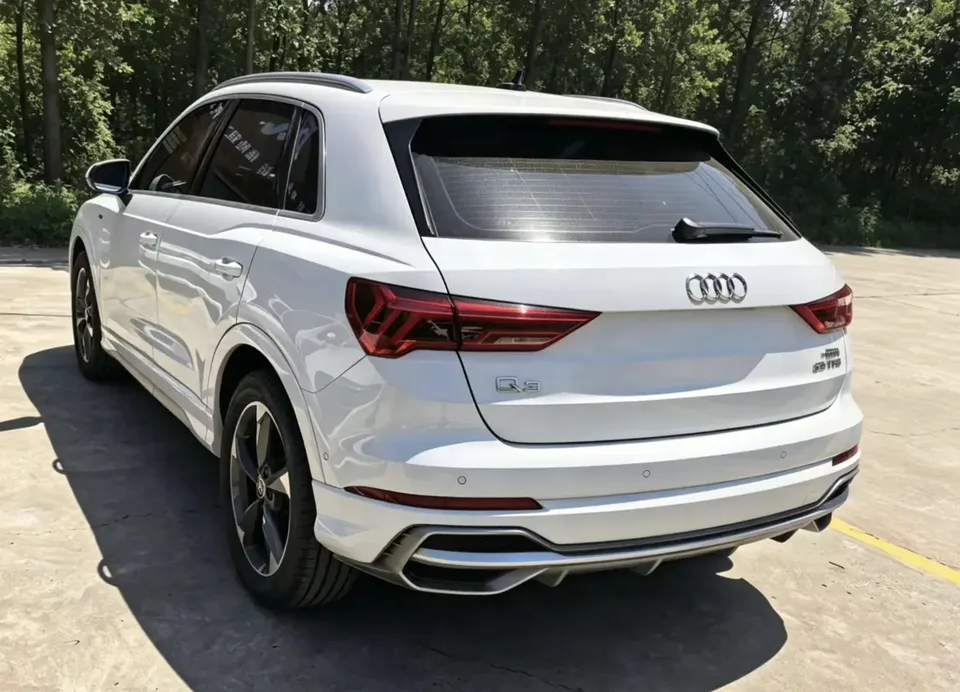 Audi Q3 Audi Q3 35 TFSI Stylish Dynamic 2022 — thumbnail 4