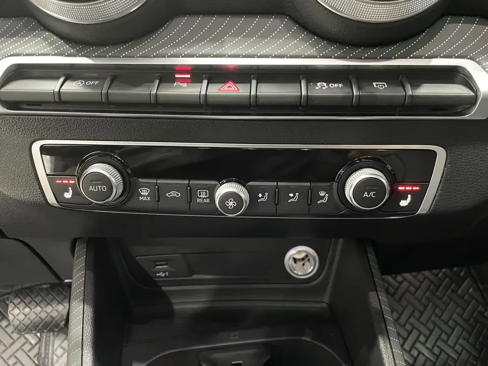 Audi Q2L Audi Q2L 35 TFSI Stylish Dynamic 2022 — thumbnail 3