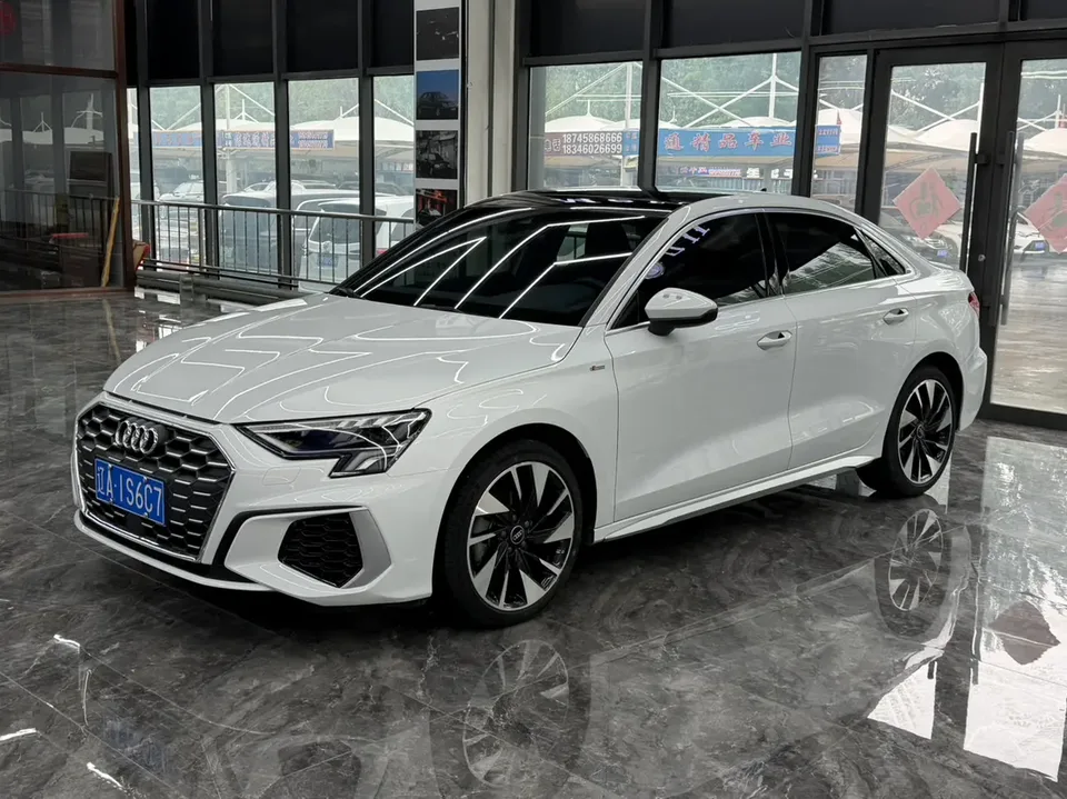 Audi A3 Audi A3 A3L Limousine 35 TFSI facelift: stylish and sporty 2023 — photo 1, buy with delivery to Moscow