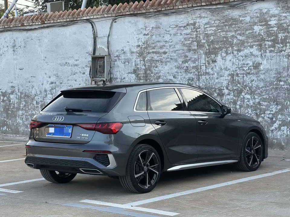Audi A3 Audi A3 Sportback 35 TFSI Stylish and sporty 2022 — thumbnail 2