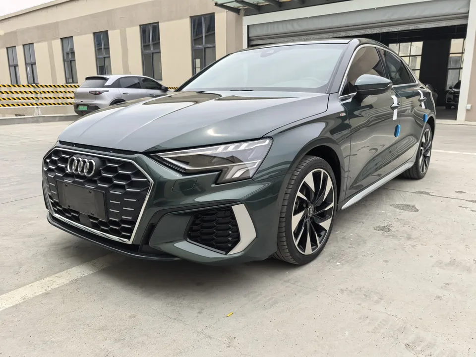 Audi A3 Audi A3 A3L Limousine 35 TFSI Stylish Sports 2022 — фото 1, купить с доставкой в Москву