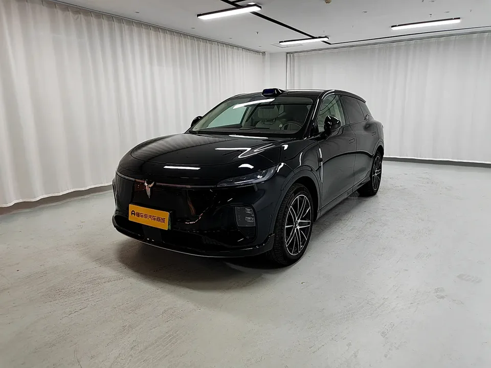 Voyah Courage Lantu Zhiyin Four-wheel drive Qiankun version 2025 — photo 1, buy with delivery to Moscow