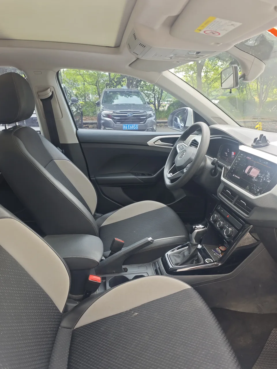 Volkswagen Explore the shadows Explore the shadows 200TSI DSG Joy Smart Edition 2023 — thumbnail 5