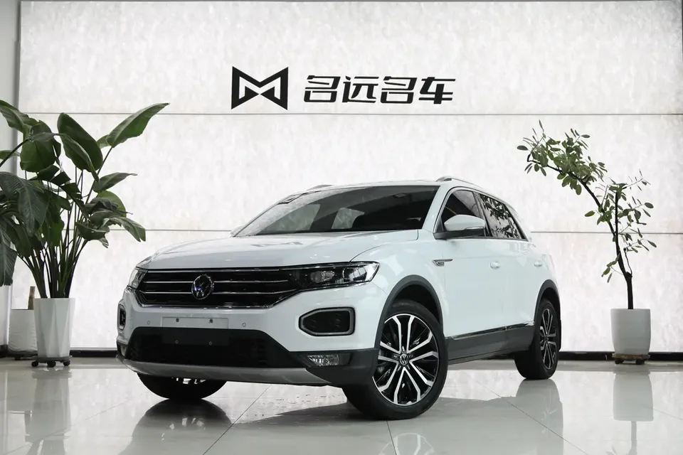 Volkswagen T-Roc TANG 280TSI DSG 2WD Comfort PLUS 2022 — photo 1, buy with delivery to Moscow