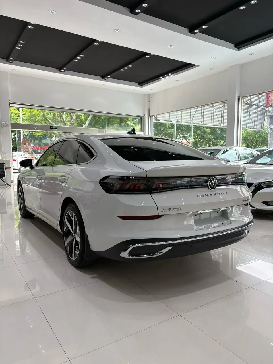 Volkswagen Lamando Lingdu Lingdu L 280TSI DSG Cool Edition 2022 — thumbnail 4