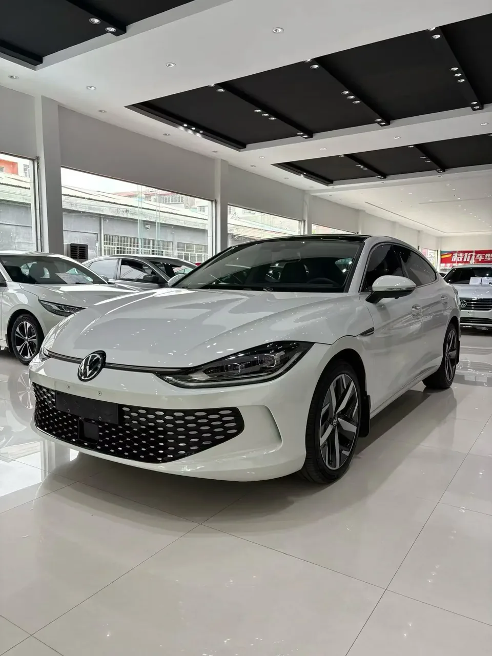 Volkswagen Lamando Lingdu Lingdu L 280TSI DSG Cool Edition 2022 — photo 1, buy with delivery to Moscow