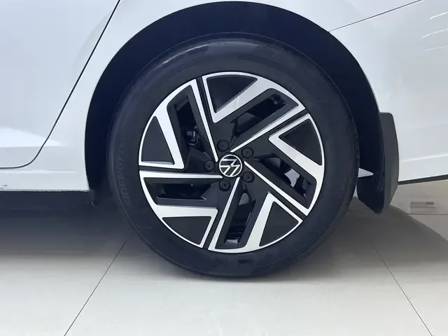 Volkswagen Sagitar Sagitar 300TSI DSG Beyond Edition 2024 — thumbnail 3