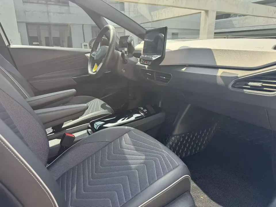 Volkswagen ID.3 ID.3 Upgraded Pure Smart Edition 2023 — thumbnail 3
