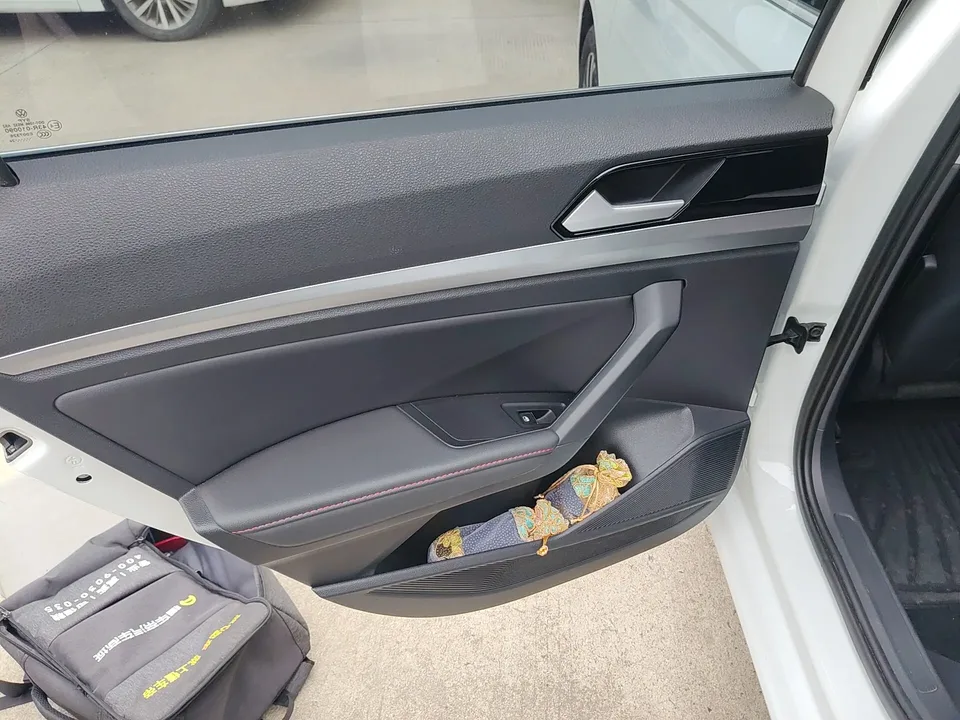 Volkswagen Lavida Lavida 2024 300TSI DSG Starry Sky Leading Edition 2024 — thumbnail 5