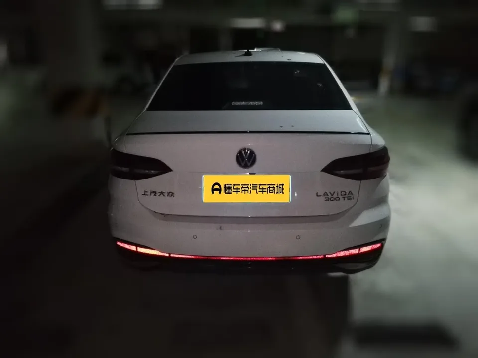 Volkswagen Lavida Lavida 2024 300TSI DSG Starry Sky Leading Edition 2024 — thumbnail 2