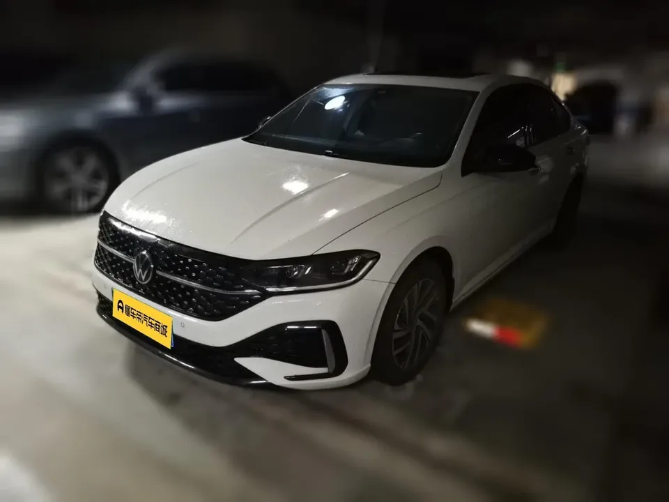 Volkswagen Lavida Lavida 2024 300TSI DSG Starry Sky Leading Edition 2024 — photo 1, buy with delivery to Moscow