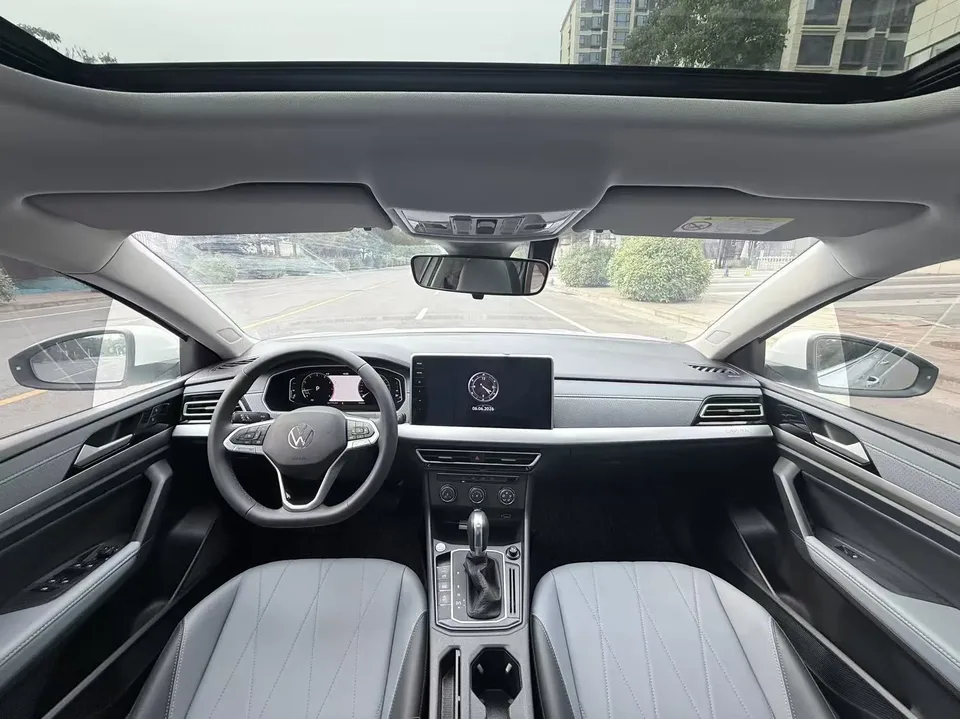 Volkswagen Lavida Lavida 2024 1.5L Automatic 5 Million Edition 2023 — миниатюра 5