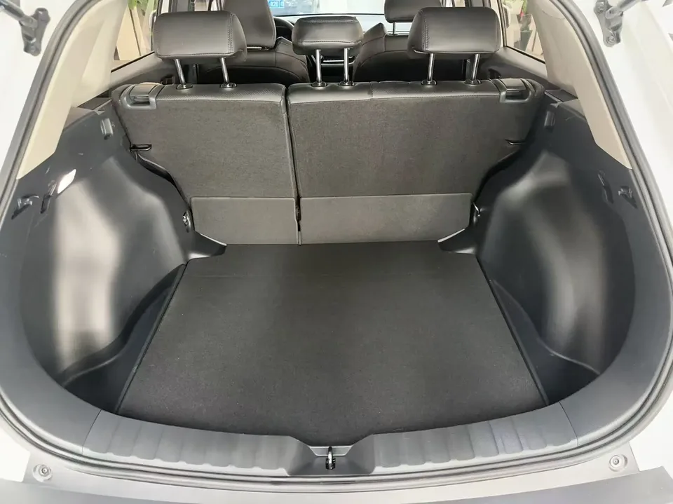 Toyota Frontlander Frontlander 2.0L CVT Elite Edition 2023 — thumbnail 5
