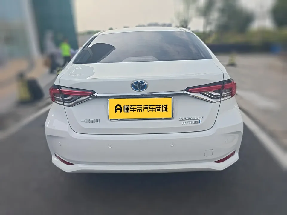 Toyota Corolla Corolla Intelligent Electric Hybrid Dual Engine 1.8L E-CVT Ultimate Edition 2023 — thumbnail 2