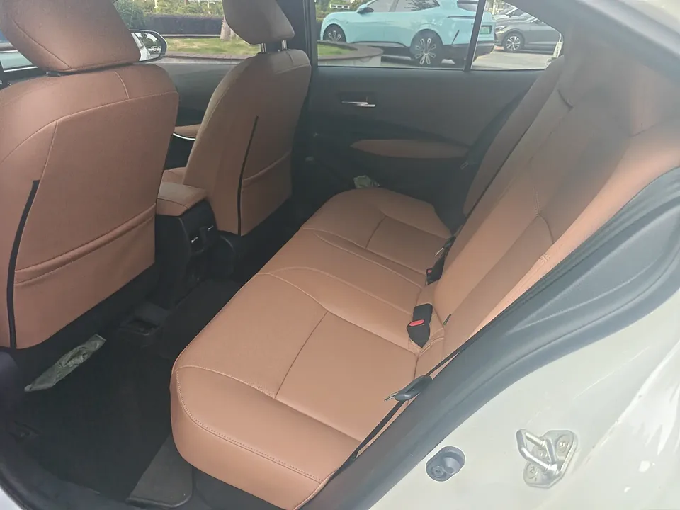 Toyota Corolla Corolla Intelligent Electric Hybrid Dual Engine 1.8L E-CVT Ultimate Edition 2023 — thumbnail 3