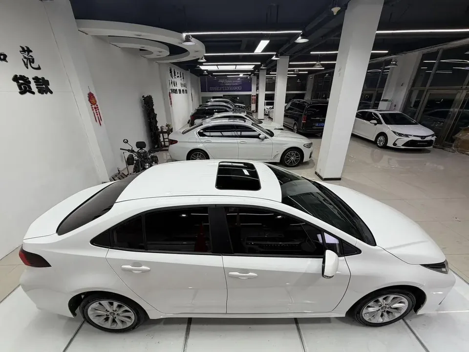 Toyota Corolla Corolla 1.2T S-CVT Elite Edition 2023 — thumbnail 3