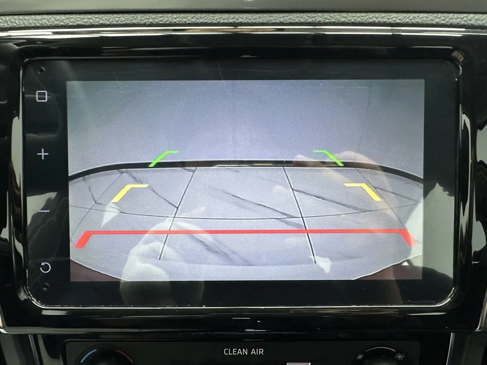 Skoda Xin Rui Xin Rui 1.5L Automatic Comfort Edition 2022 — thumbnail 3