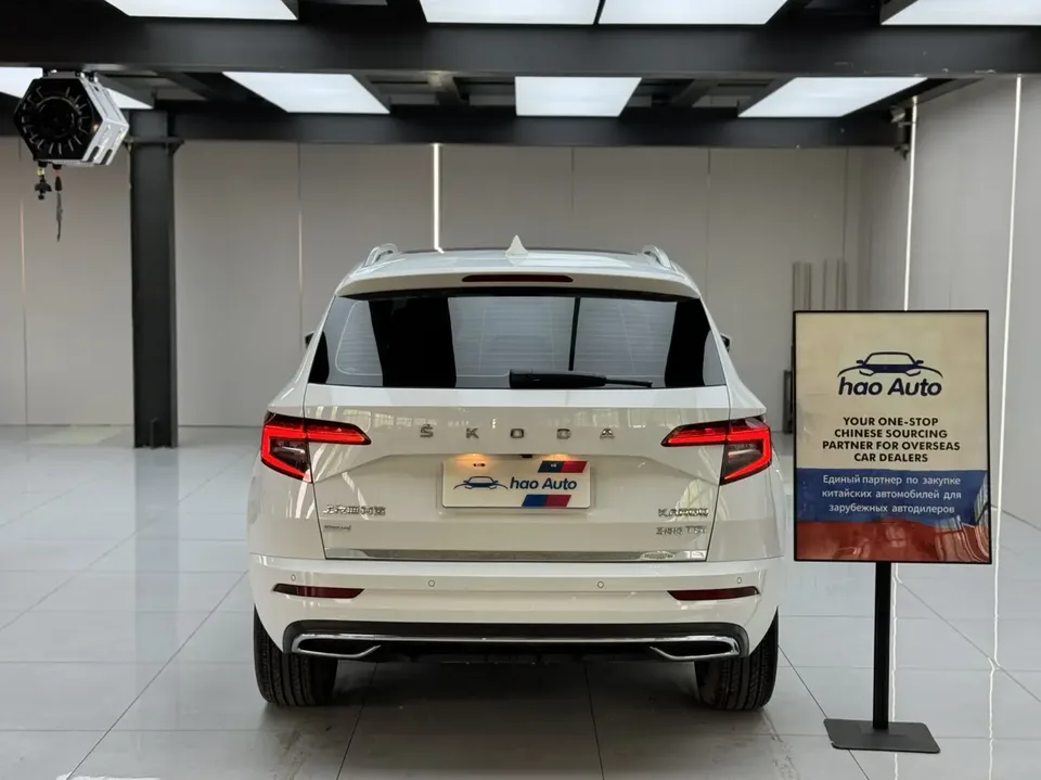 Skoda Karoq Korok TSI280 Luxury Edition 2023 — thumbnail 2