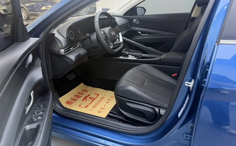 Hyundai Elantra Elantra 2023 1.5L CVT GLX Elite Edition 2024 — thumbnail 3