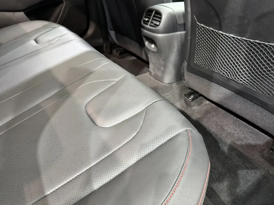 Hyundai Elantra Elantra 1.5L CVT 20th SE 20th Anniversary Edition 2022 — thumbnail 5