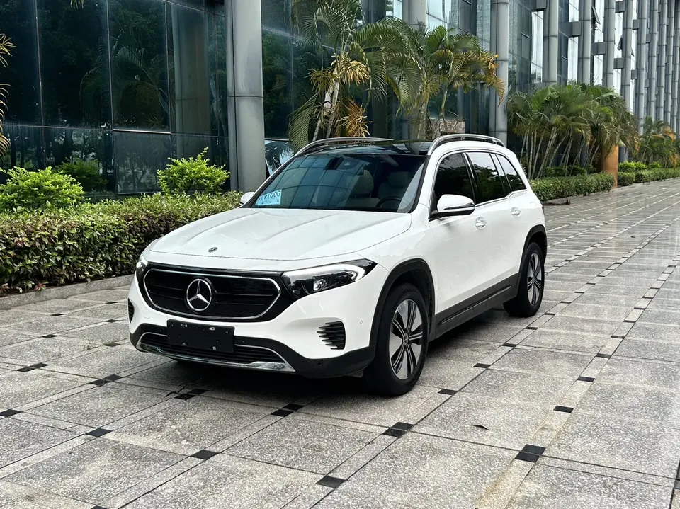 Mercedes-Benz EQB Mercedes-Benz EQB EQB 260 2022 — photo 1, buy with delivery to Moscow