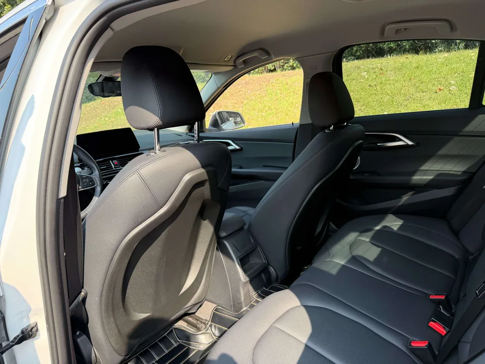 BMW 1 Series BMW 1 Series 120i M Sport 2023 — thumbnail 4