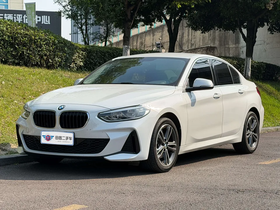 BMW 1 Series BMW 1 Series 120i M Sport 2023 — photo 1, buy with delivery to Moscow